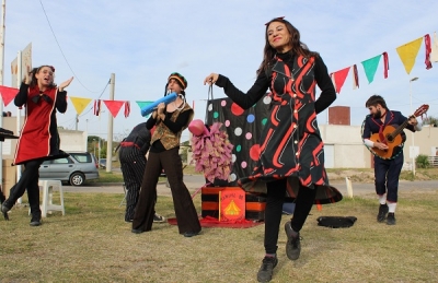 Continúa este finde el ciclo “Gurisada y Teatro” en Sala Saltimbanquis
