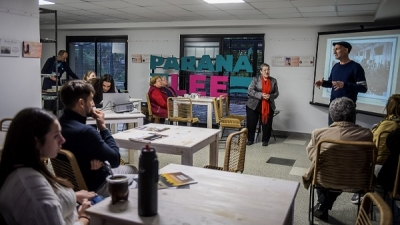 &quot;Paraná se cuenta&quot; se despide a pura literatura