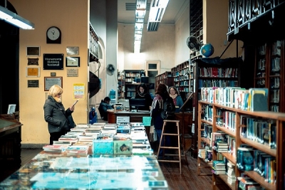 Variados talleres en la Biblioteca Popular del Paraná