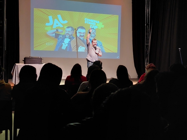Noche de humor en La Vieja Usina
