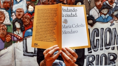 Presentación del libro "Andando la ciudad" de María Celeste Mendaro