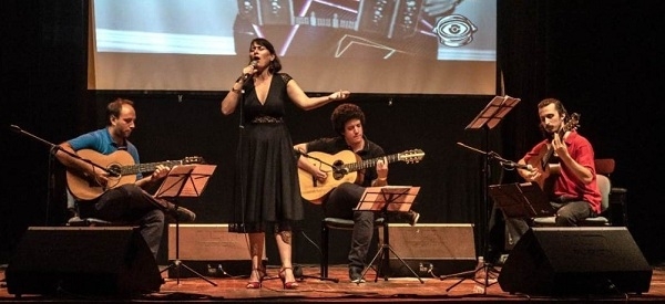 “Reunión de amor”, música y poesía en La Vieja Usina