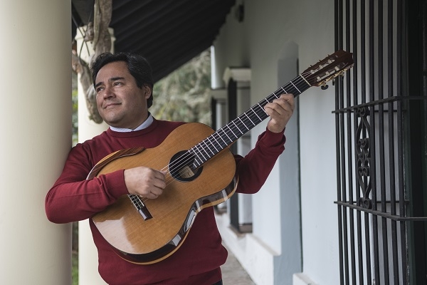 Evocación a la guitarra entrerriana en La Vieja Usina