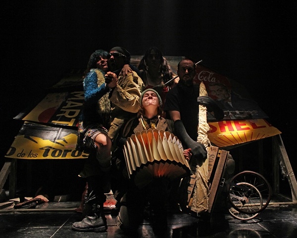 El grupo de teatro &quot;El Rayo Misterioso&quot; vuelve a Paraná