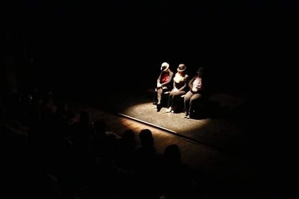 &quot;Juego Teatral y Absurdo&quot;, la muestra del taller La Morisqueta en La Hendija
